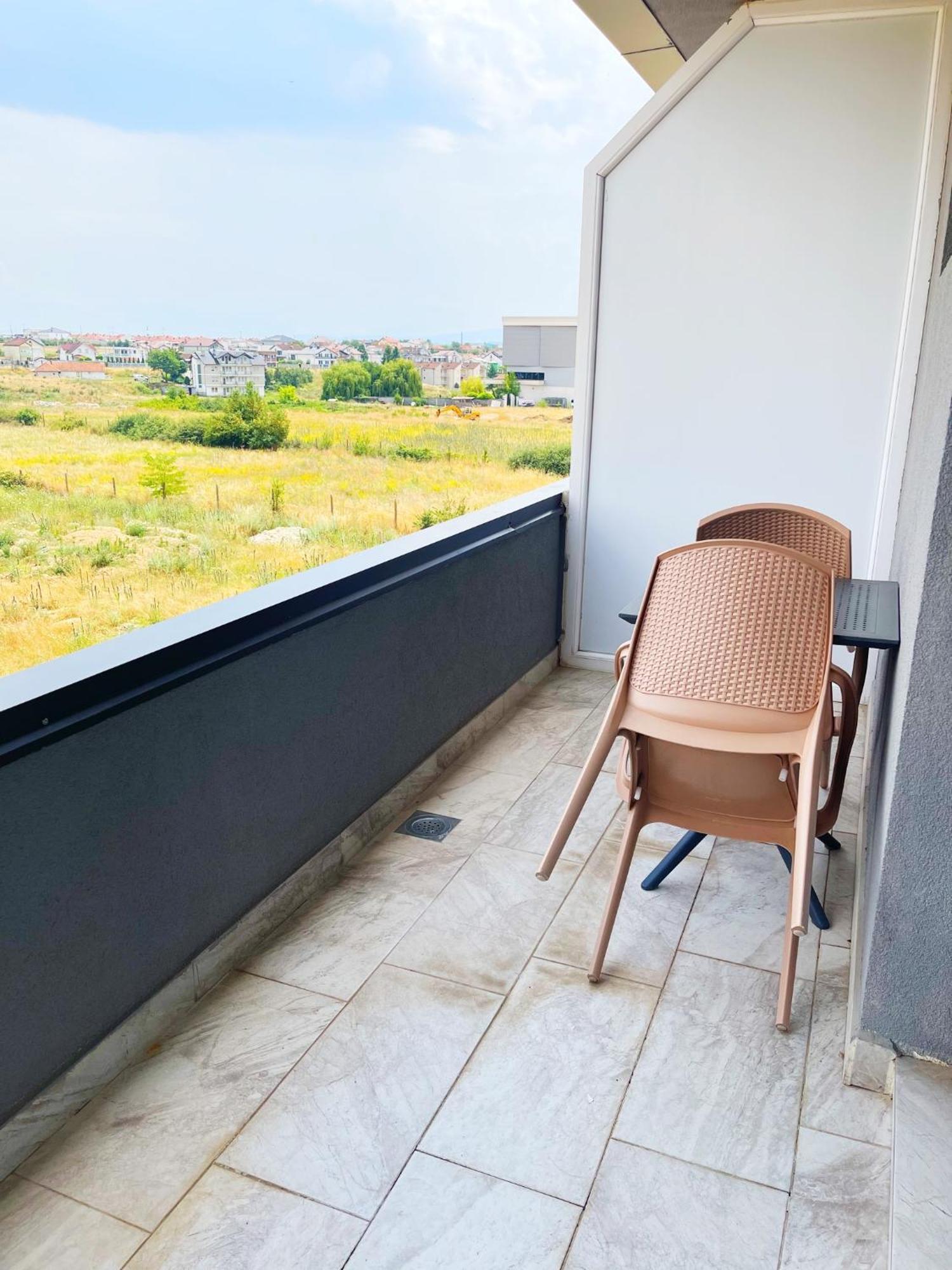 Infinity Plaza Hotel Gjakova Экстерьер фото