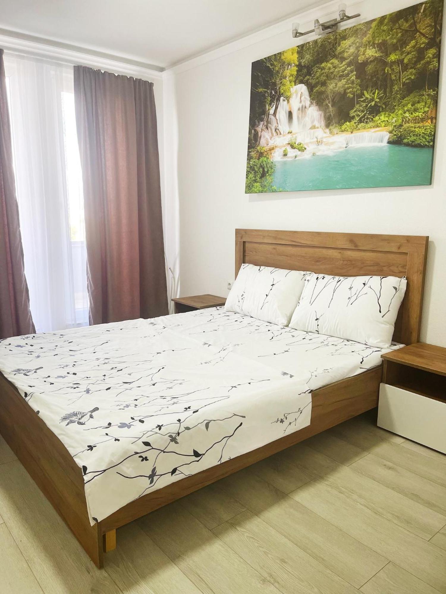 Infinity Plaza Hotel Gjakova Экстерьер фото