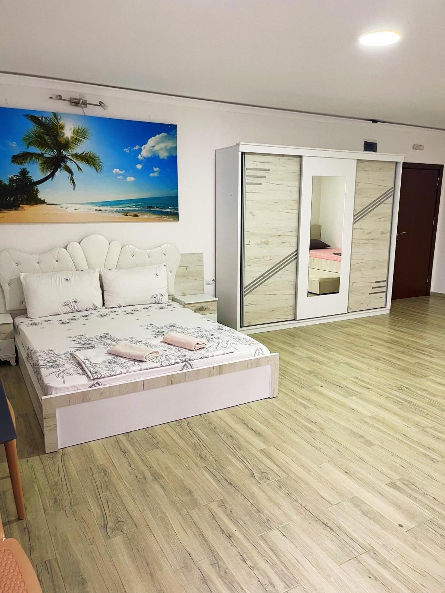 Infinity Plaza Hotel Gjakova Экстерьер фото
